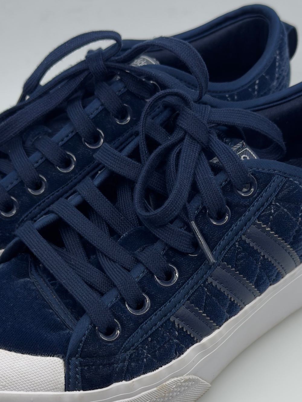Adidas Originals Nizza Platform Sneakers | Size 7 | Quilted Navy Blue Velour EUC - Picture 4 of 9